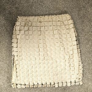 She & Sky beautiful lightweight mini skirt